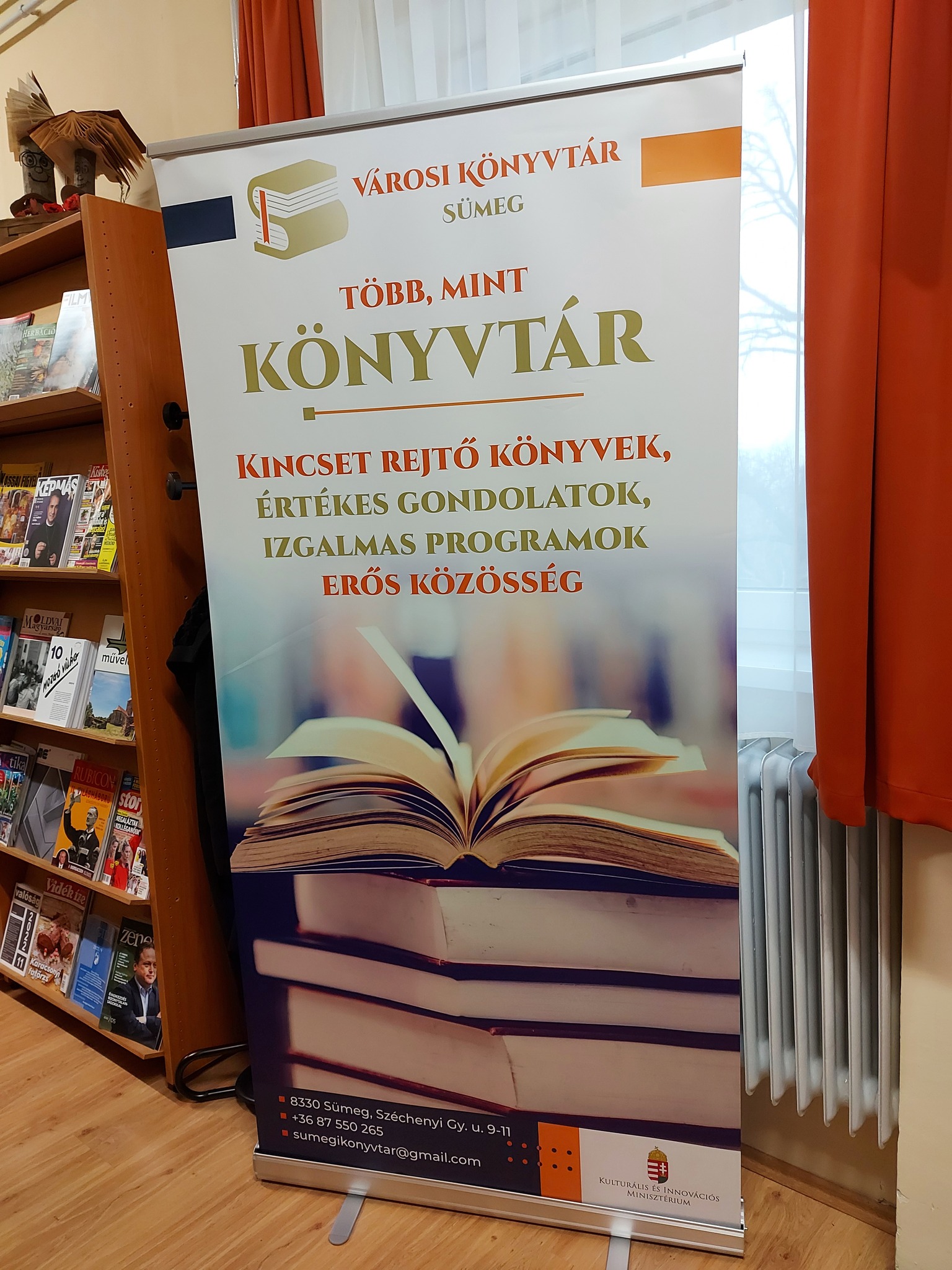 könyvtár2
